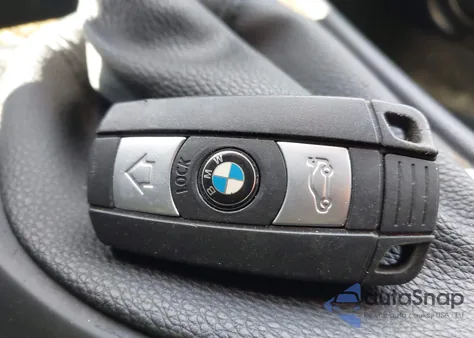 2011 BMW 128I z USA, uszkodzony, nr VIN WBAUN1C55BVH83600